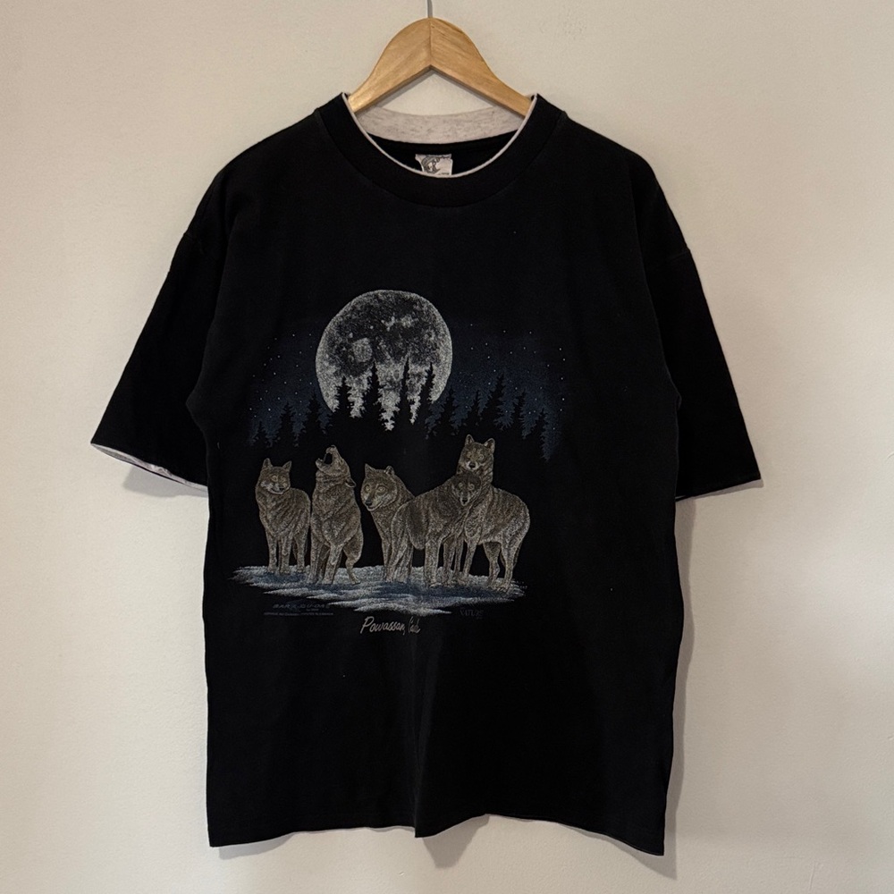 Vintage Wolf T-Shirt / Large / 90s / Single Stitch